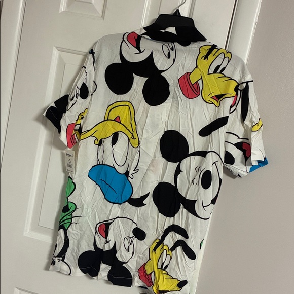 Disney button down - Picture 3 of 3
